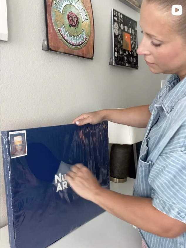 Unboxing a Number Artist kit